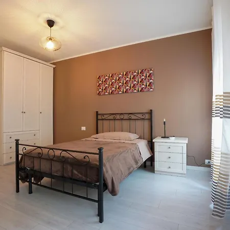 Le Dei Pico בית הארחה מירנדולה