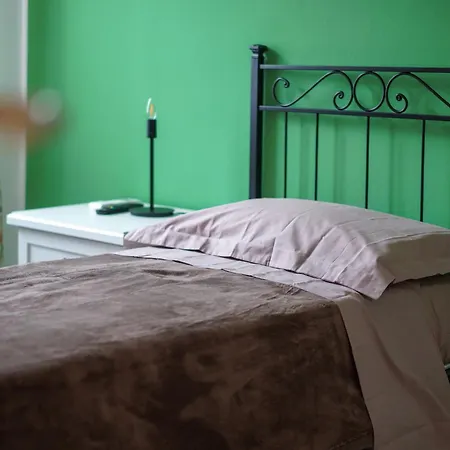 Le Dei Pico בית הארחה מירנדולה