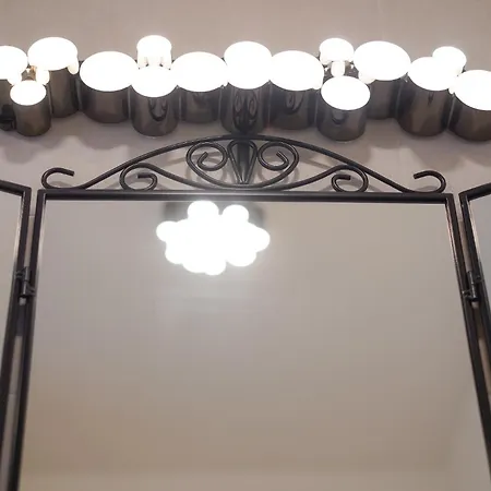 Le Dei Pico בית הארחה *